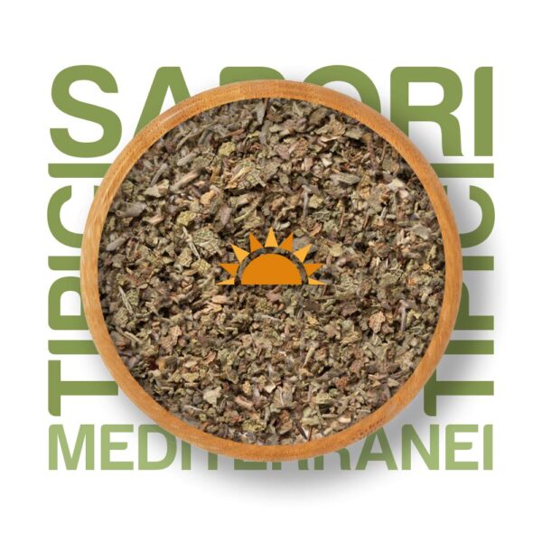 Salvia in foglie